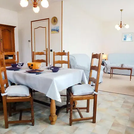 Holiday La Garenne